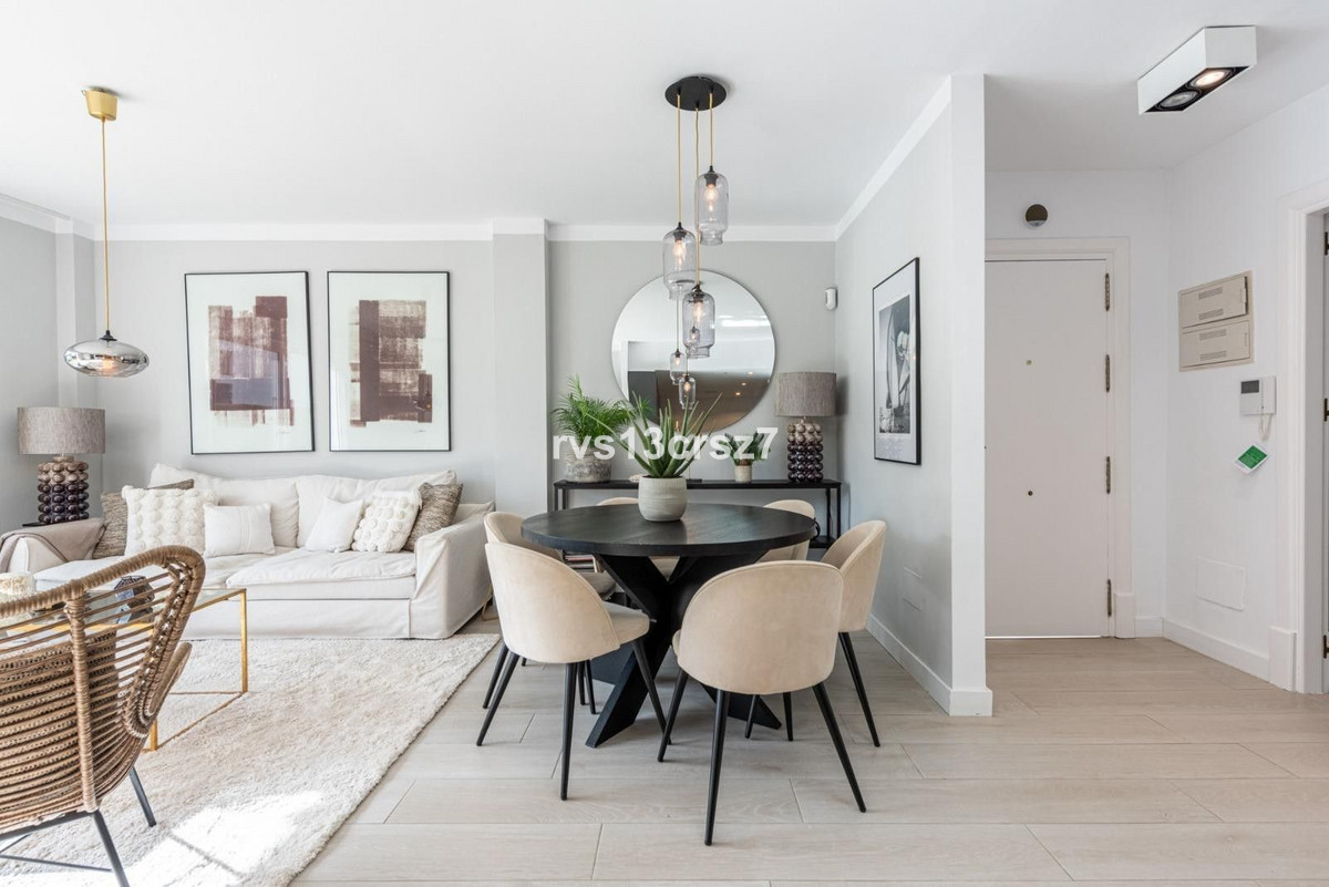 4 Bed Apartment for sale in Nueva Andalucía Costa Del Sol, Málaga, Spain