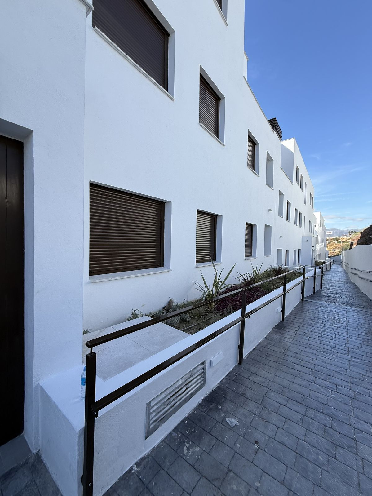 1 Bed Apartment for sale in Estepona Costa Del Sol, Málaga, Spain