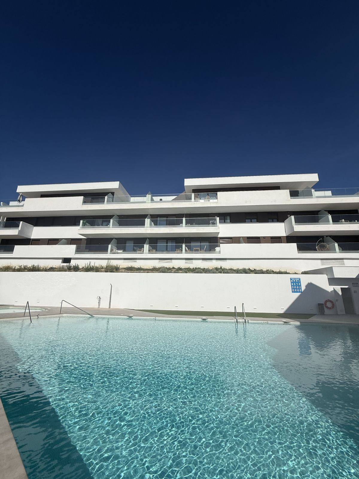 1 Bed Apartment for sale in Estepona Costa Del Sol, Málaga, Spain