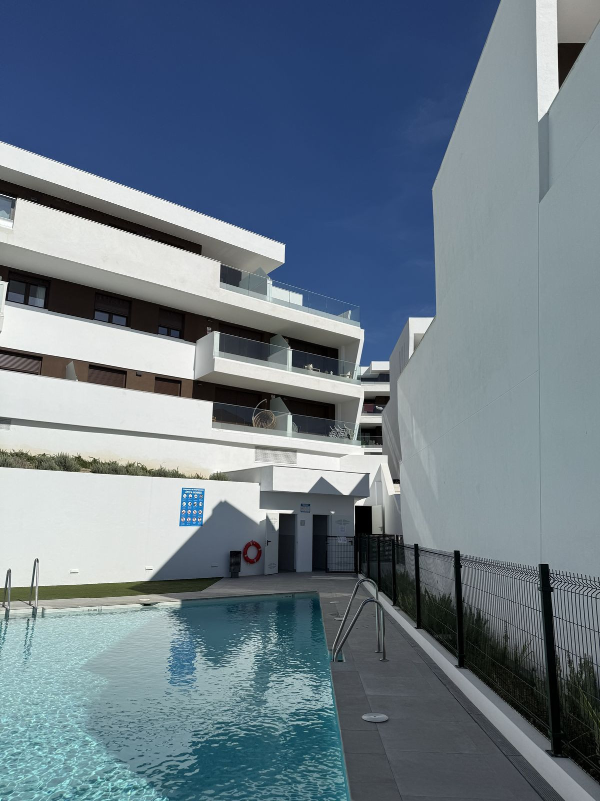 1 Bed Apartment for sale in Estepona Costa Del Sol, Málaga, Spain