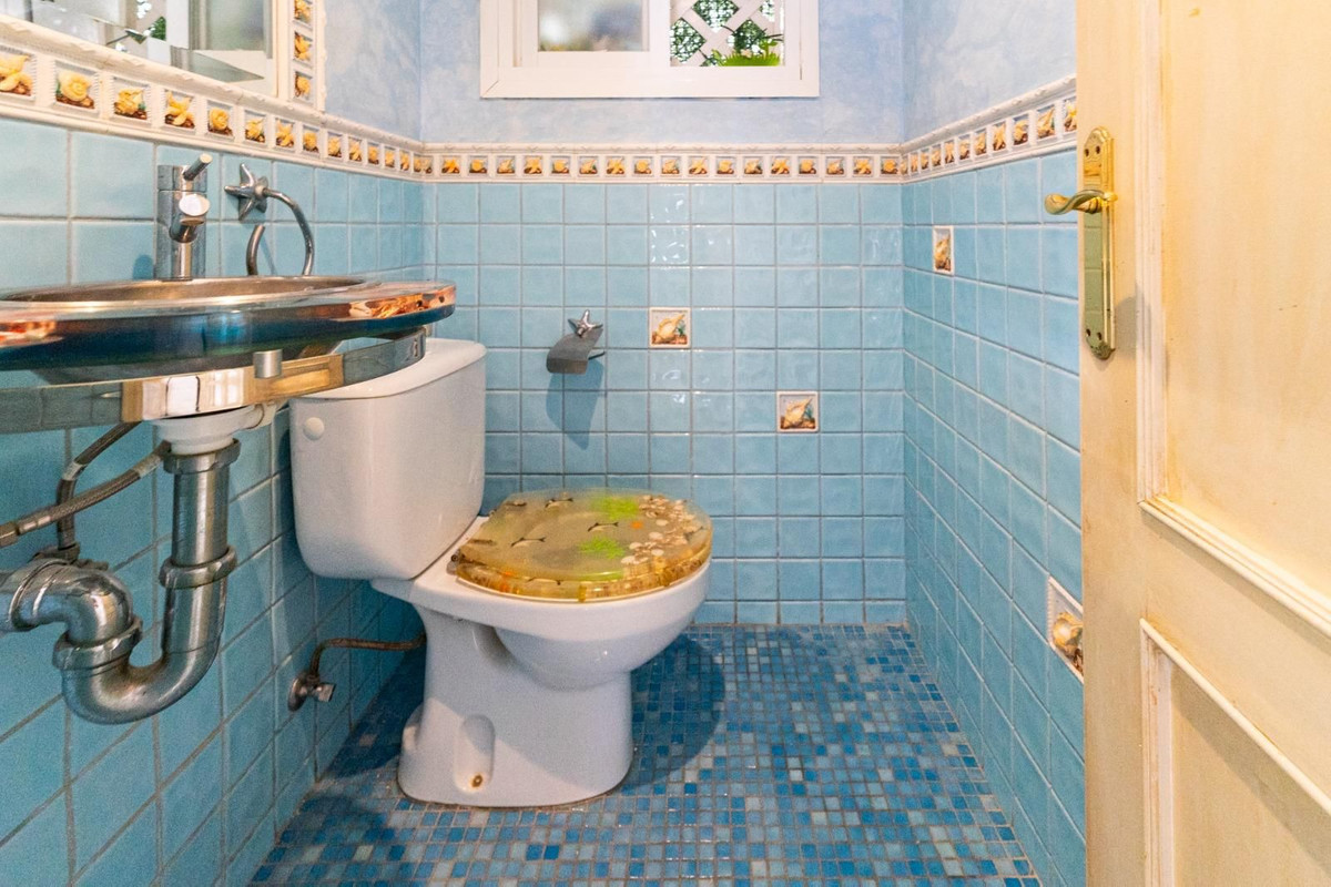 Se vende Apartamento Planta Media de 2 dormitorios en Costa Del Sol, Málaga, España