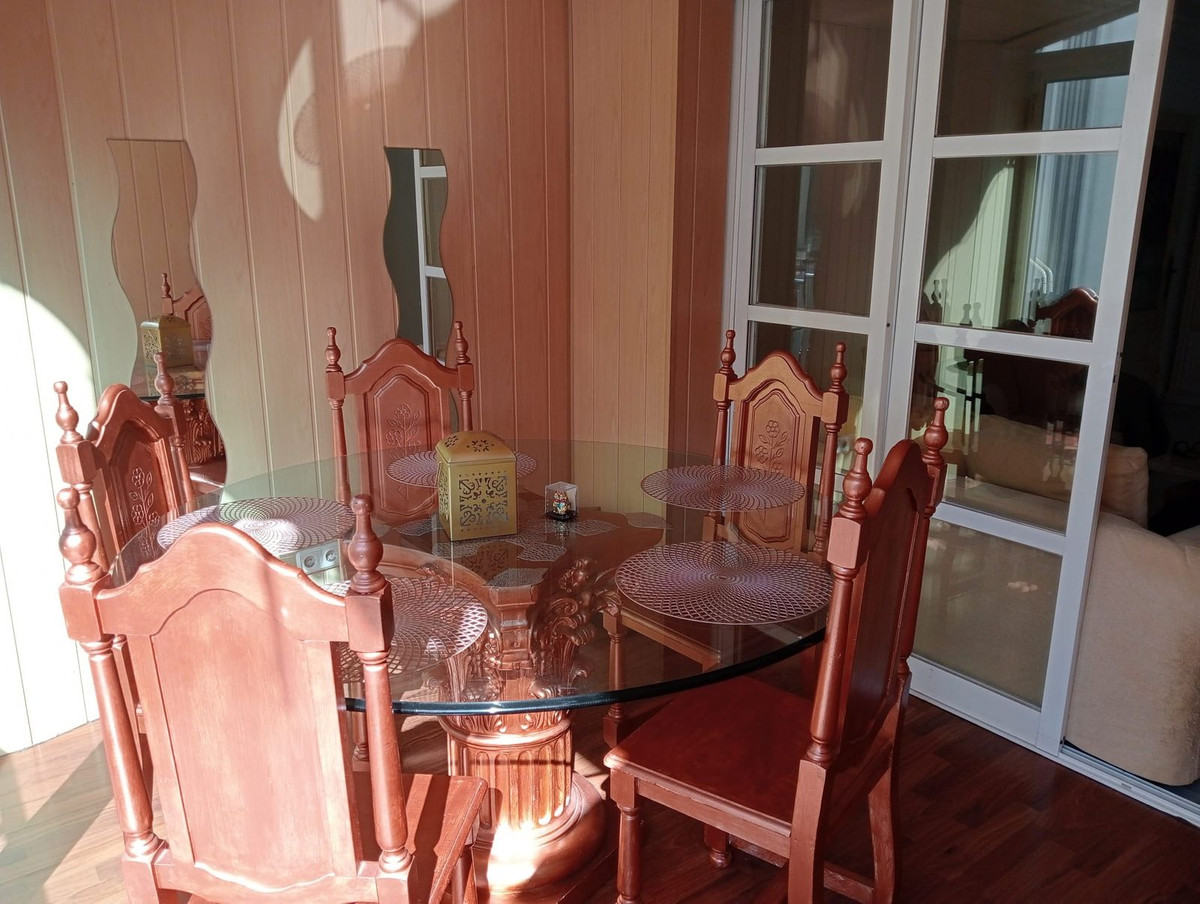 Se vende Apartamento Planta Media de 2 dormitorios en Costa Del Sol, Málaga, España
