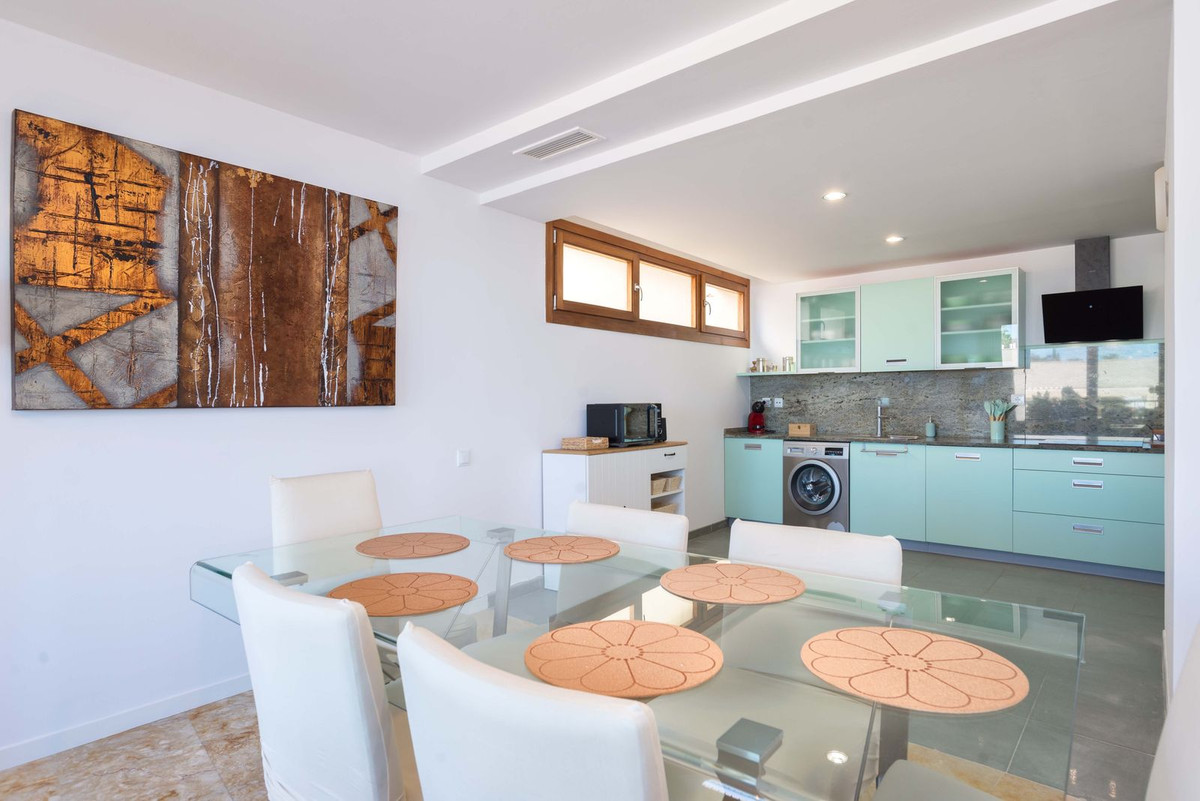 3 Bed Apartment for sale in Altos De Los Monteros Costa Del Sol, Málaga, Spain