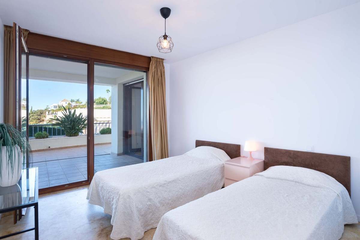 3 Bed Apartment for sale in Altos De Los Monteros Costa Del Sol, Málaga, Spain