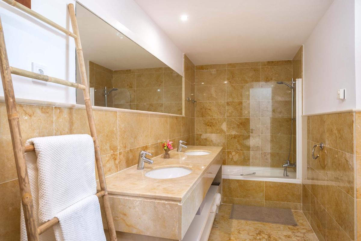 3 Bed Apartment for sale in Altos De Los Monteros Costa Del Sol, Málaga, Spain