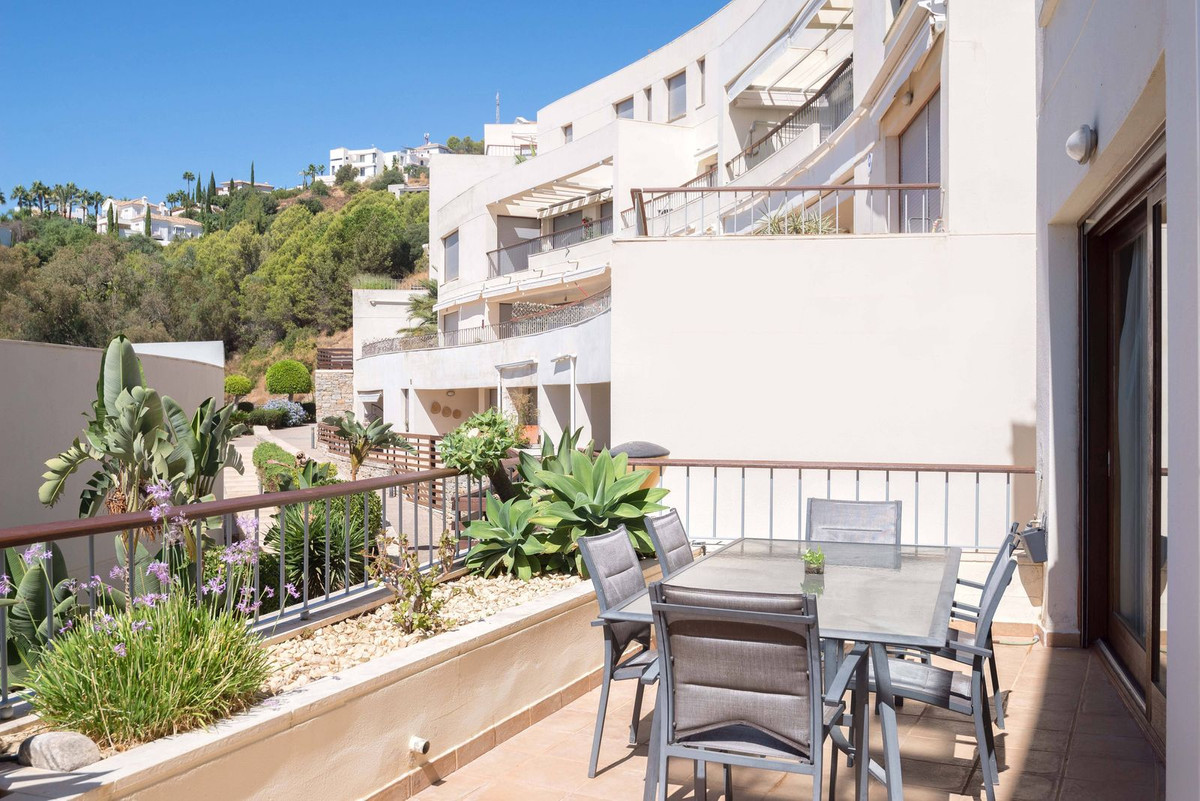 3 Bed Apartment for sale in Altos De Los Monteros Costa Del Sol, Málaga, Spain