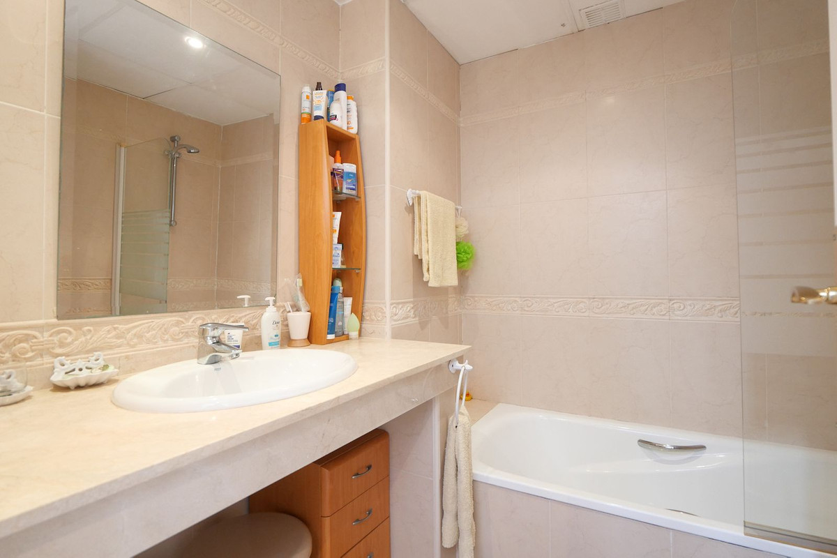 Se vende Adosada de 2 dormitorios en Costa Del Sol, Málaga, España