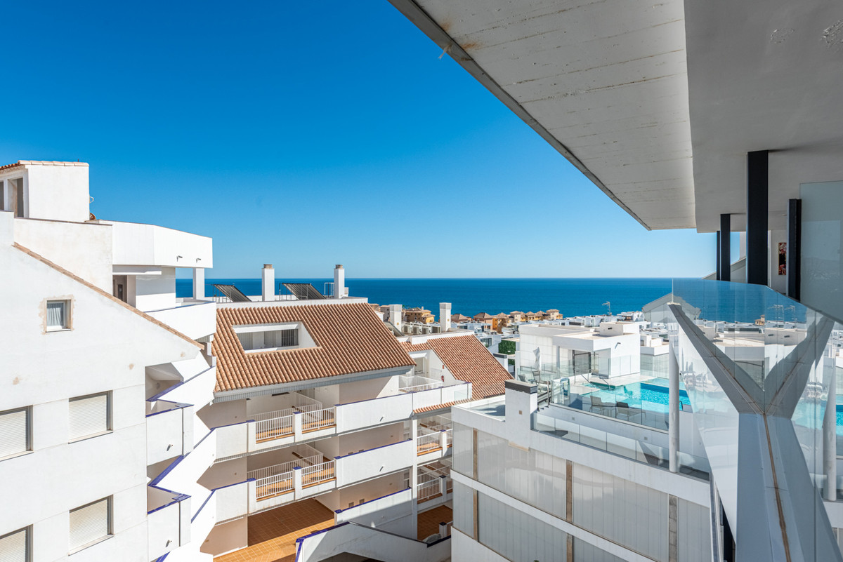2 Bed Apartment for sale in Fuengirola Costa Del Sol, Málaga, Spain