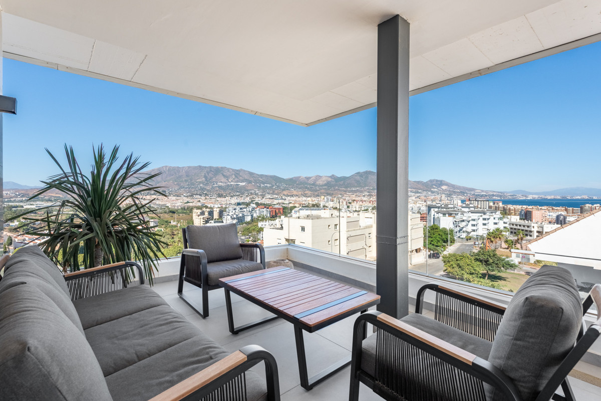 2 Bed Apartment for sale in Fuengirola Costa Del Sol, Málaga, Spain
