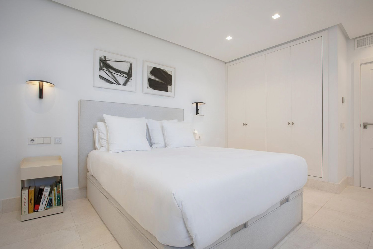 2 Bed Apartment for sale in Guadalmina Alta Costa Del Sol, Málaga, Spain