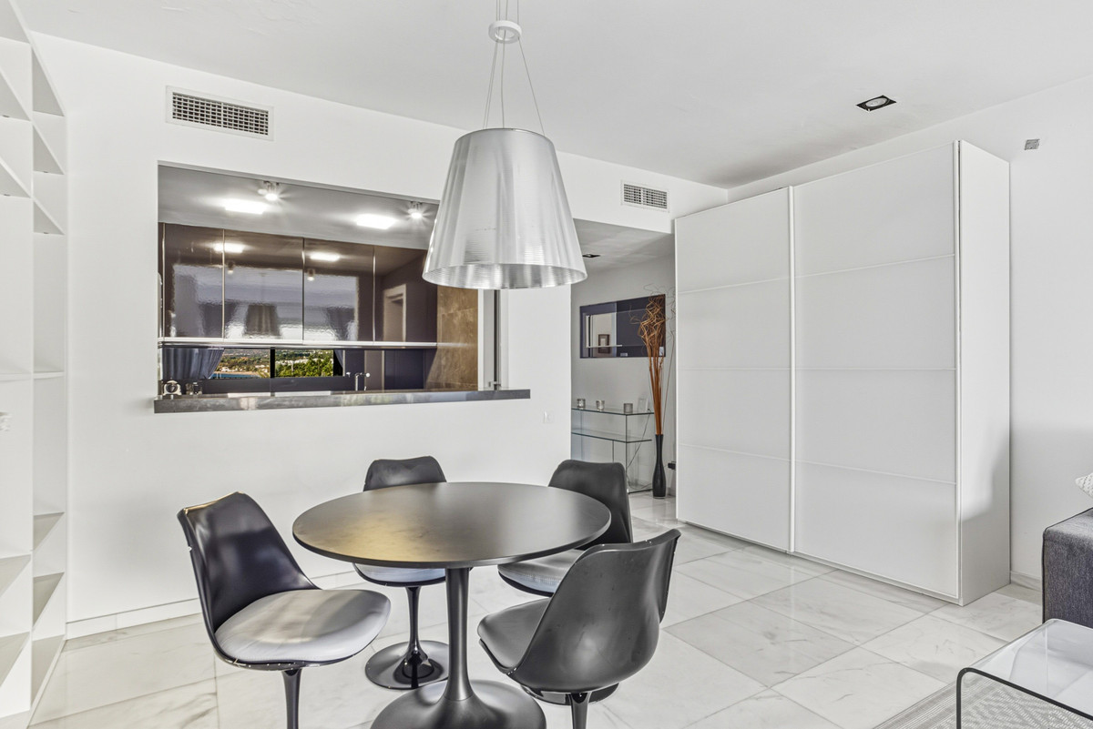 1 Bed Apartment for sale in Puerto Banús Costa Del Sol, Málaga, Spain
