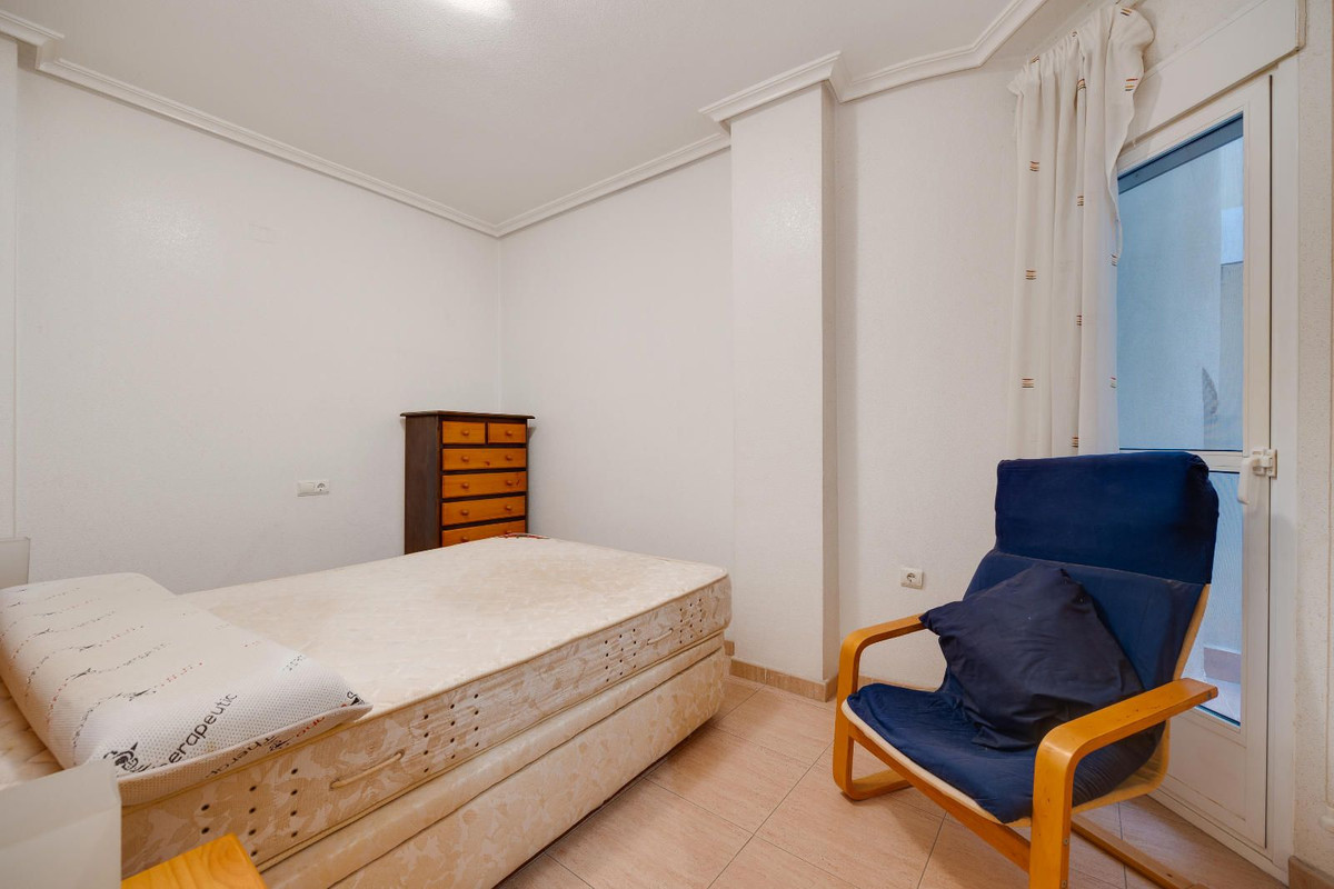 Se vende Apartamento Planta Media de 3 dormitorios en Costa Blanca, Alicante, España