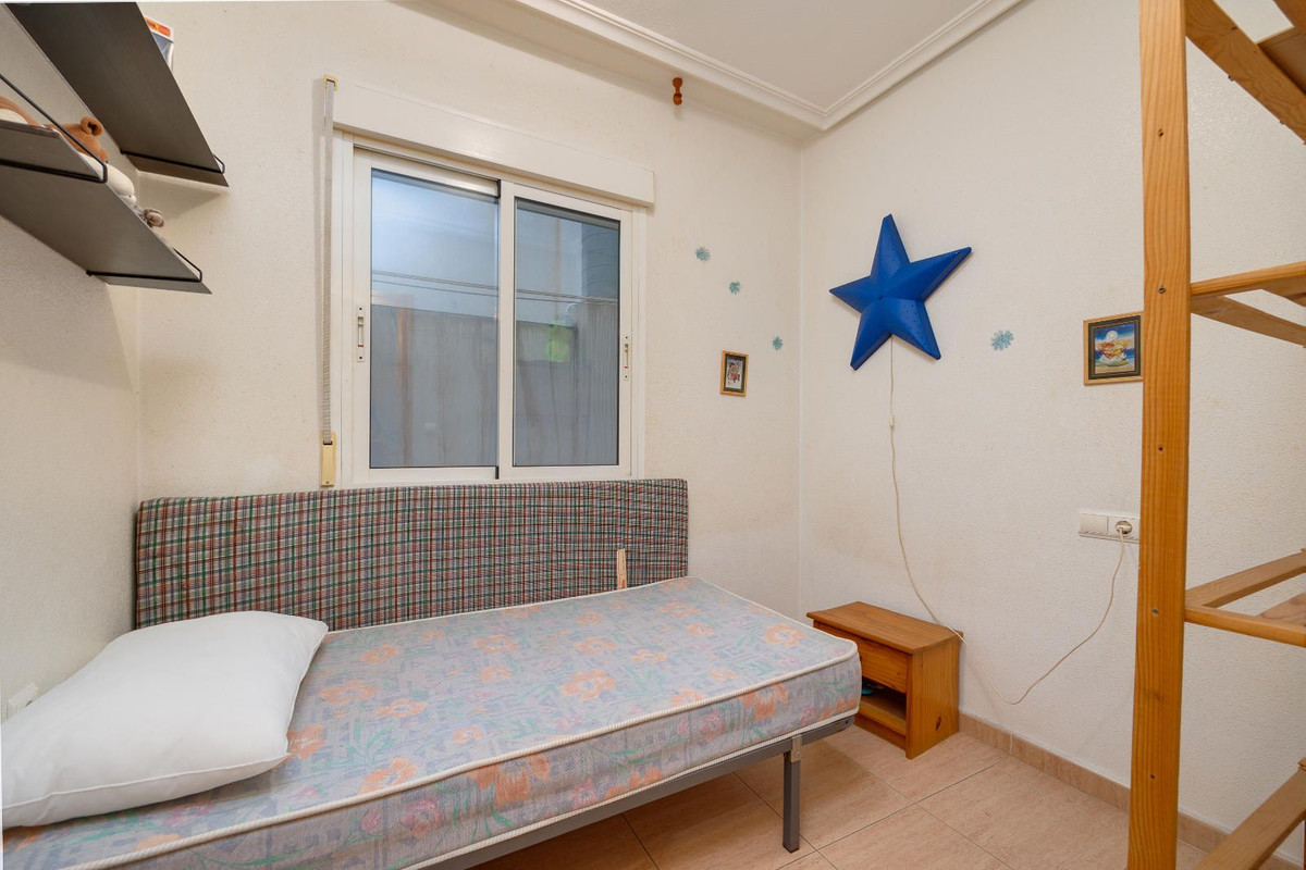 Se vende Apartamento Planta Media de 3 dormitorios en Costa Blanca, Alicante, España