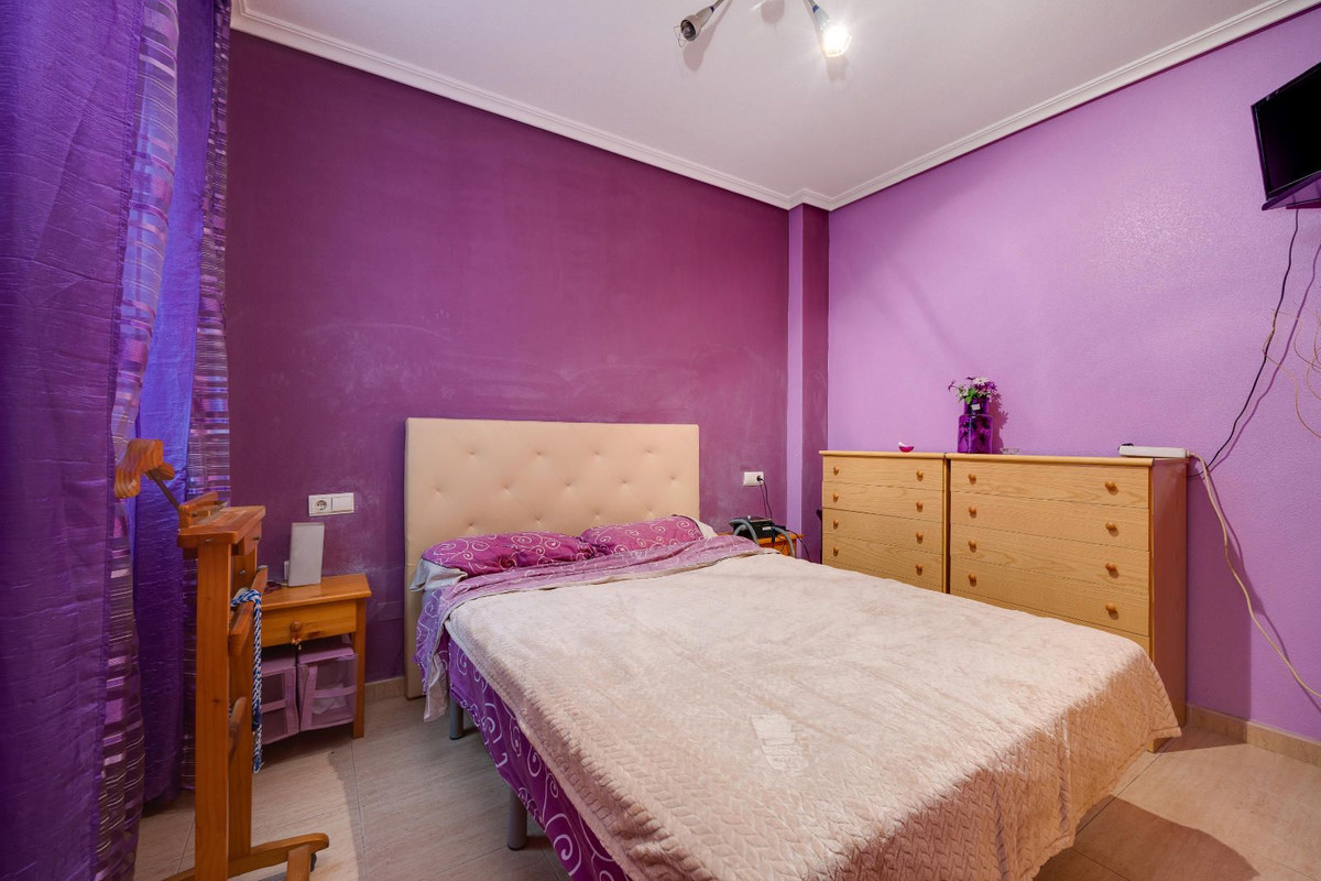 Se vende Apartamento Planta Media de 3 dormitorios en Costa Blanca, Alicante, España
