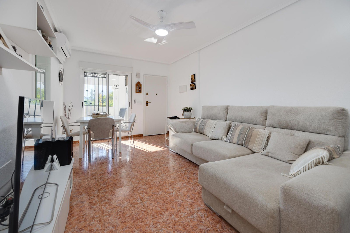 Se vende Bungalow de 2 dormitorios en Costa Blanca, Alicante, España