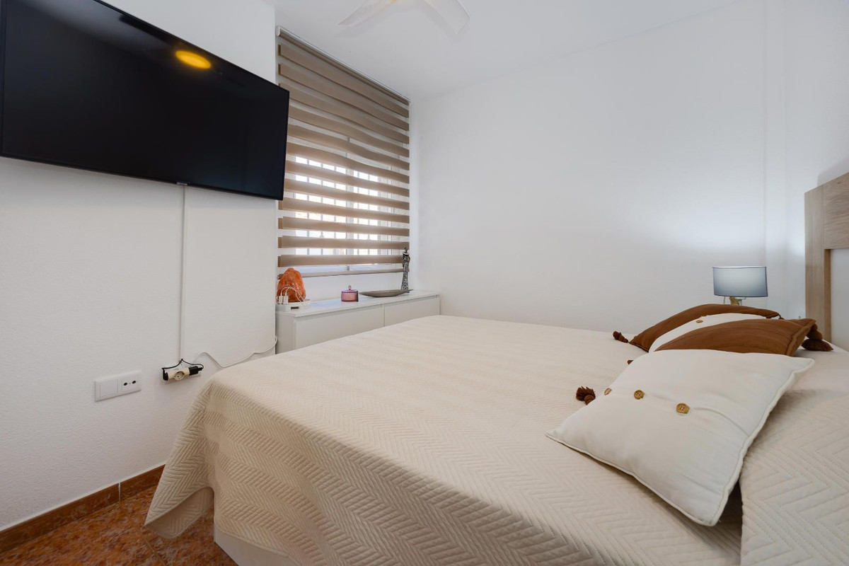 Se vende Bungalow de 2 dormitorios en Costa Blanca, Alicante, España