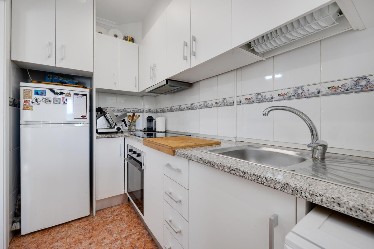 Se vende Bungalow de 2 dormitorios en Costa Blanca, Alicante, España