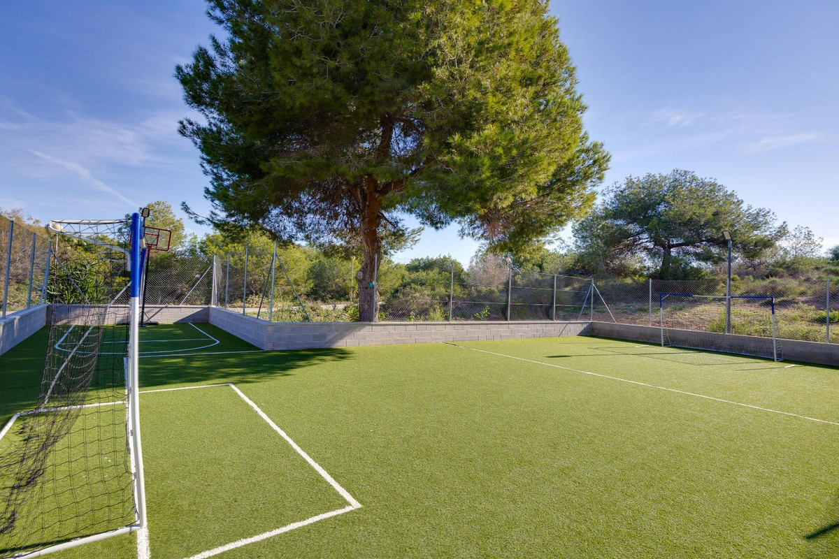 Se vende Bungalow de 2 dormitorios en Costa Blanca, Alicante, España