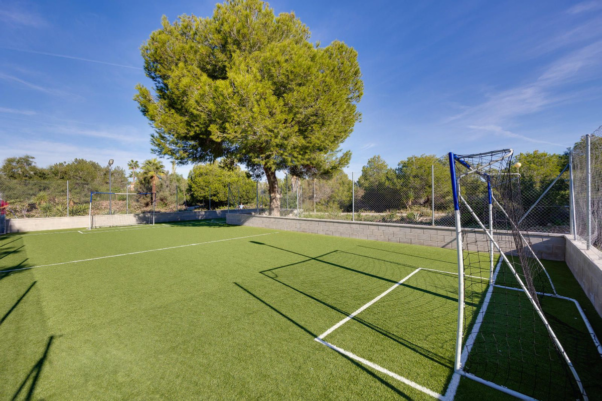 Se vende Bungalow de 2 dormitorios en Costa Blanca, Alicante, España