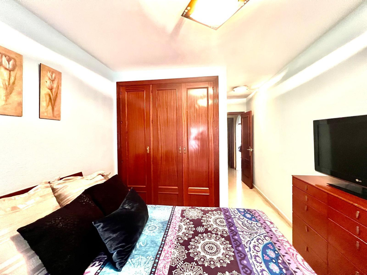 Se vende Apartamento Planta Media de 2 dormitorios en Costa Del Sol, Málaga, España