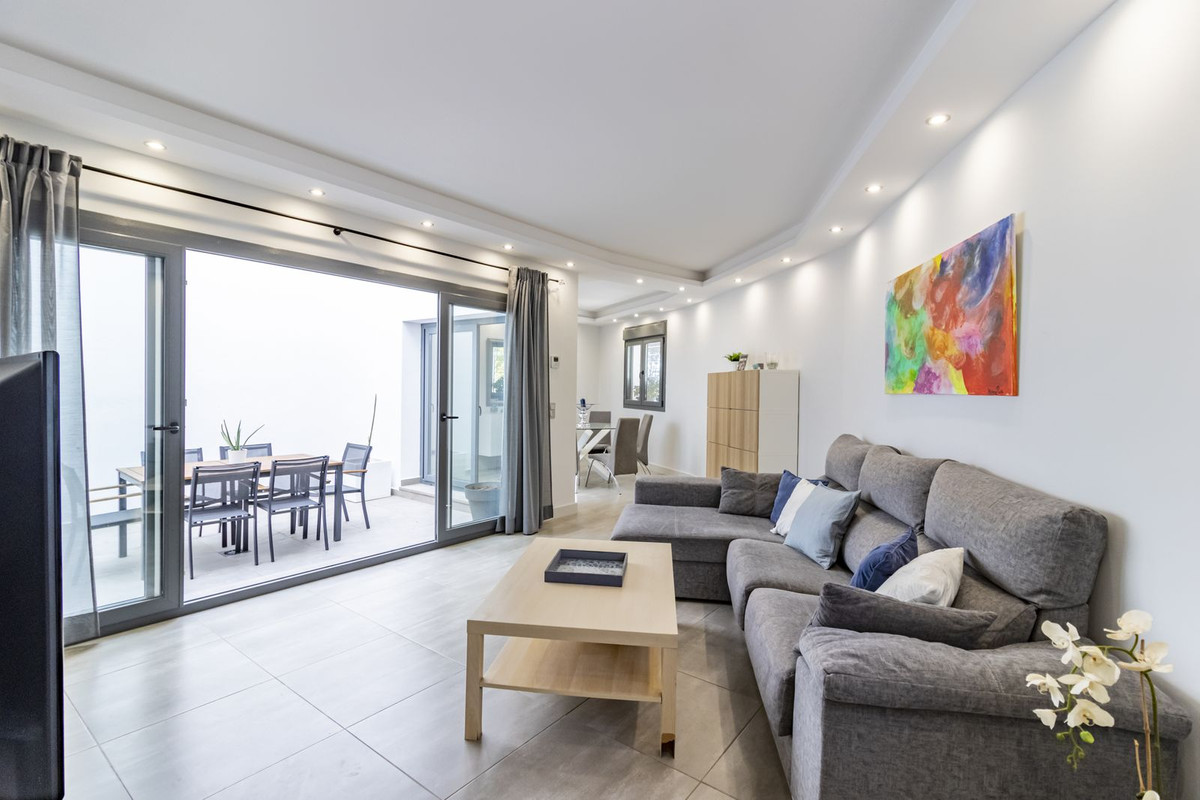 3 Bed Townhouse for sale in San Pedro De Alcántara Costa Del Sol, Málaga, Spain