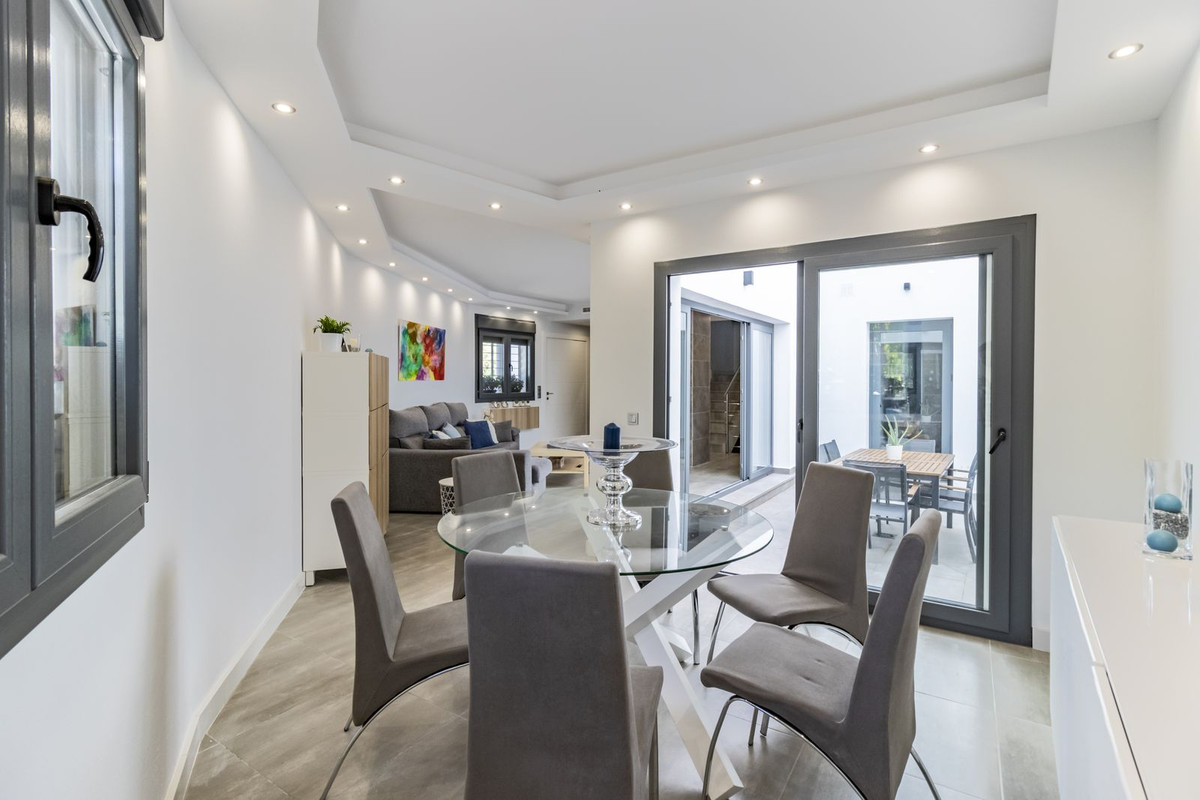 3 Bed Townhouse for sale in San Pedro De Alcántara Costa Del Sol, Málaga, Spain