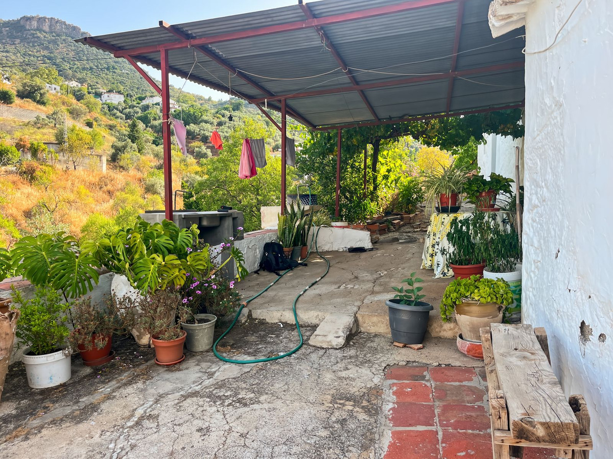 Se vende Finca - Cortijo de 5 dormitorios en Costa Del Sol East, Málaga, España