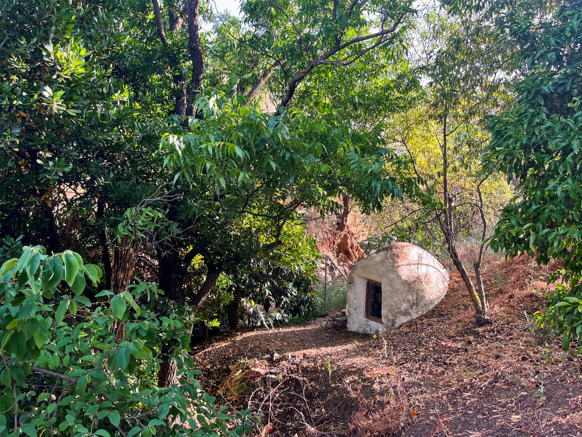 Se vende Finca - Cortijo de 5 dormitorios en Costa Del Sol East, Málaga, España