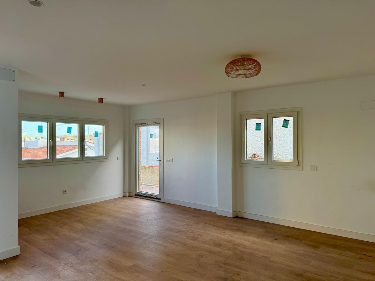 Se vende Dúplex de 3 dormitorios en Costa Del Sol, Málaga, España