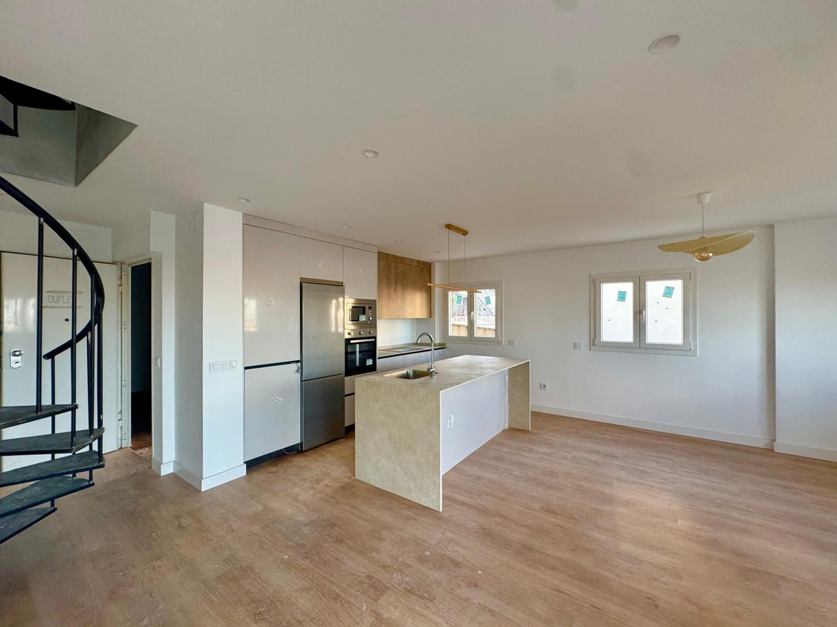 Se vende Dúplex de 3 dormitorios en Costa Del Sol, Málaga, España