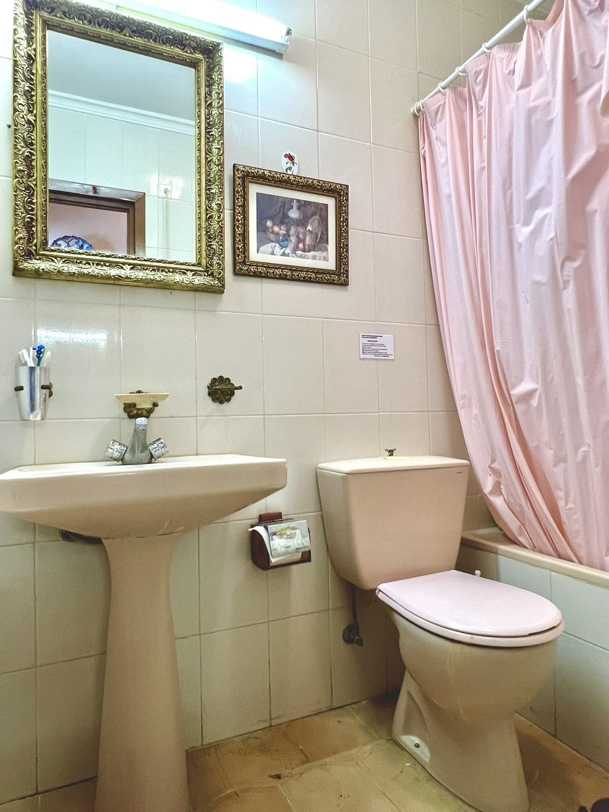Se vende Apartamento en Planta Última de 2 dormitorios en Costa Del Sol, Málaga, España