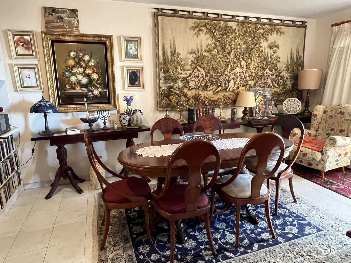 Se vende Apartamento en Planta Última de 2 dormitorios en Costa Del Sol, Málaga, España