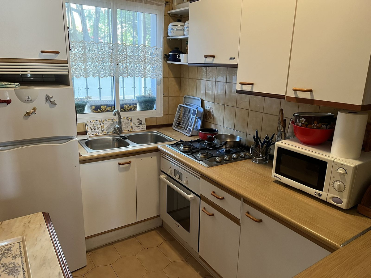 Se vende Apartamento en Planta Última de 2 dormitorios en Costa Del Sol, Málaga, España