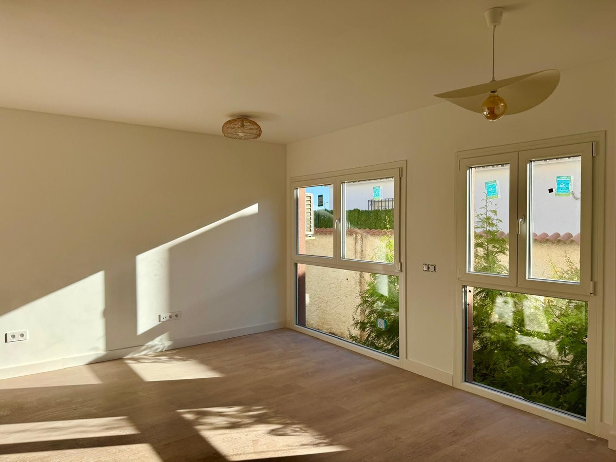 1 Bed Apartment for sale in Torremolinos Costa Del Sol, Málaga, Spain
