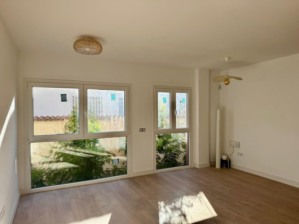 1 Bed Apartment for sale in Torremolinos Costa Del Sol, Málaga, Spain