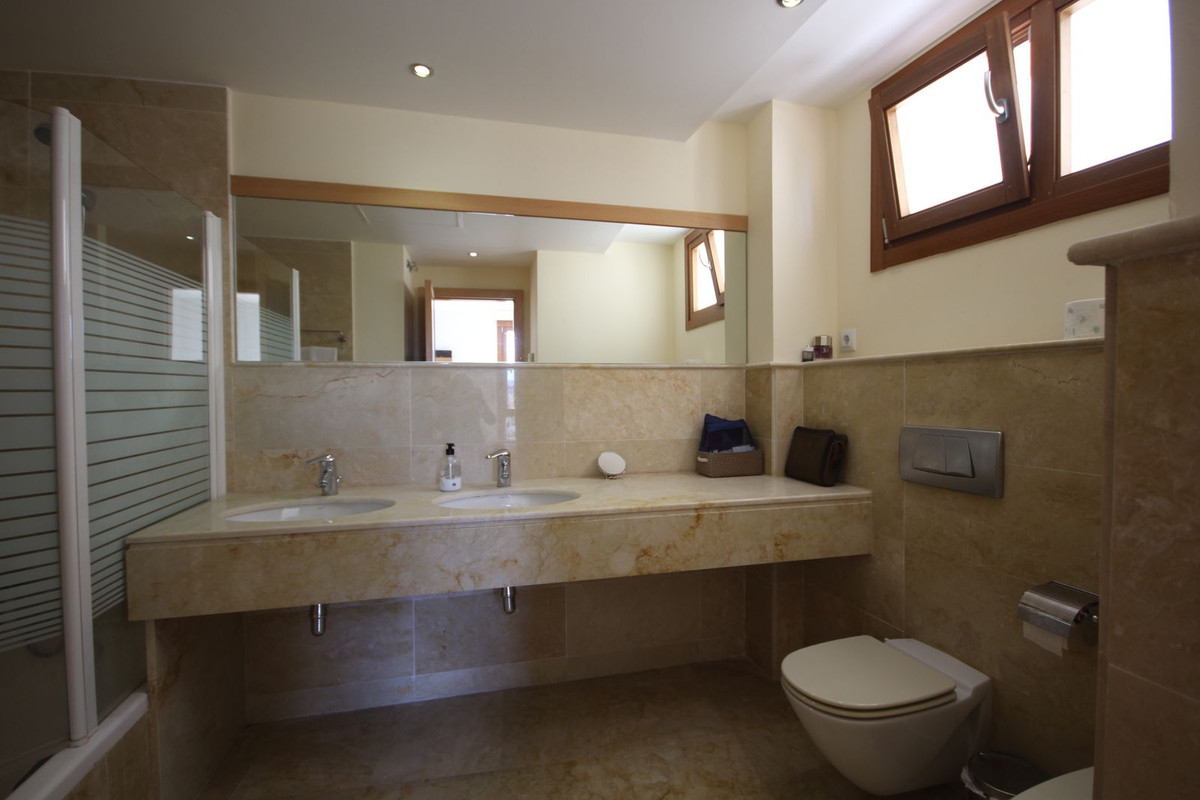 3 Bed Apartment for sale in Los Monteros Costa Del Sol, Málaga, Spain