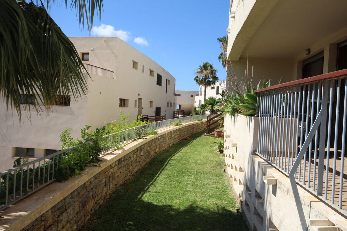 3 Bed Apartment for sale in Los Monteros Costa Del Sol, Málaga, Spain