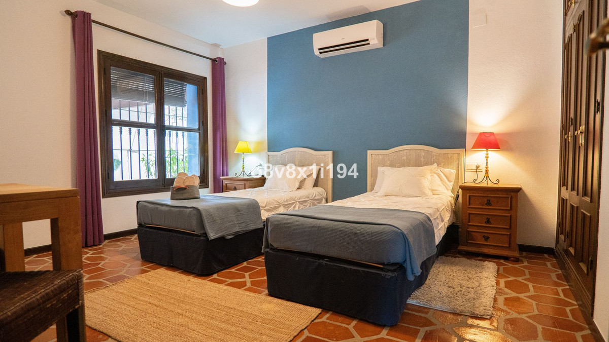 4 Bed Townhouse for sale in Alhaurín De La Torre Costa Del Sol, Málaga, Spain