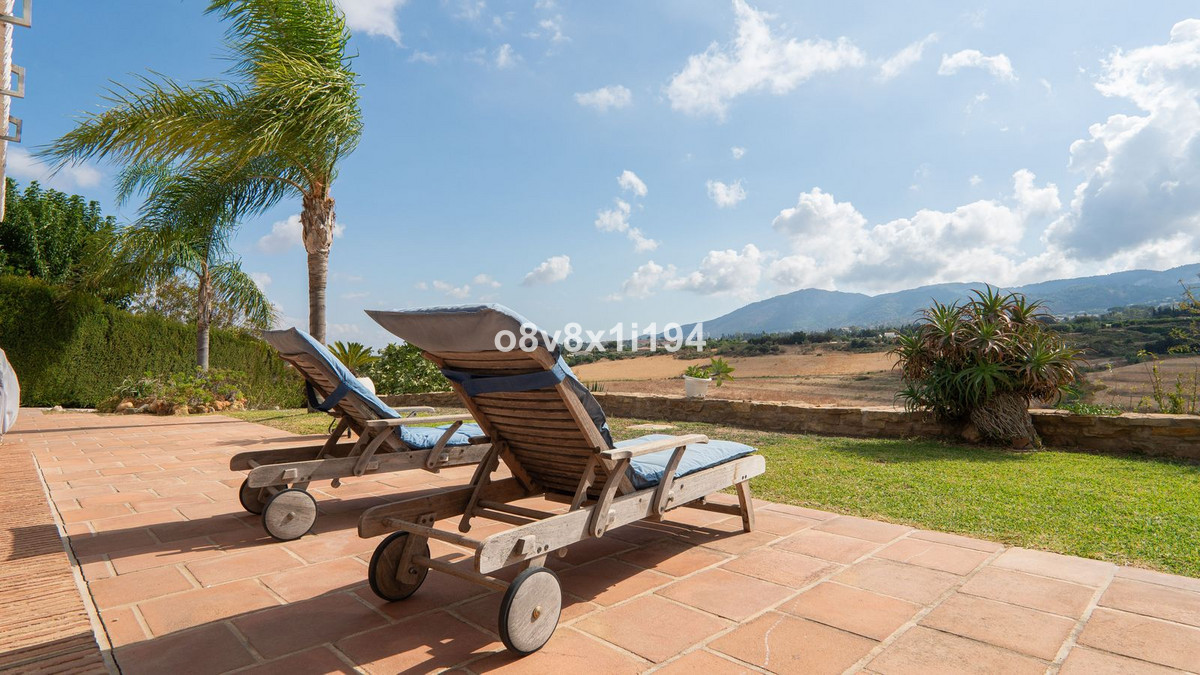 4 Bed Townhouse for sale in Alhaurín De La Torre Costa Del Sol, Málaga, Spain