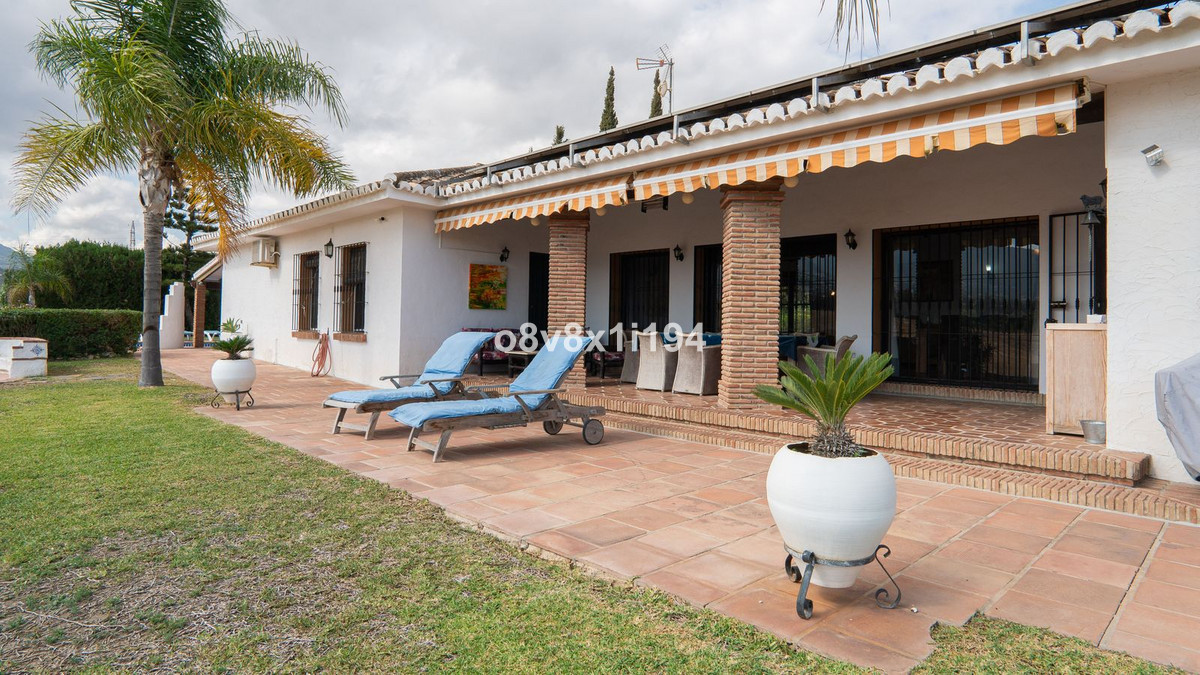 4 Bed Townhouse for sale in Alhaurín De La Torre Costa Del Sol, Málaga, Spain