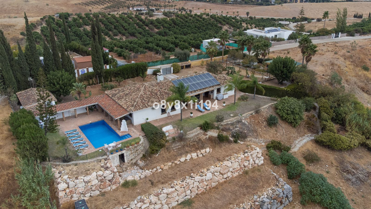 4 Bed Townhouse for sale in Alhaurín De La Torre Costa Del Sol, Málaga, Spain