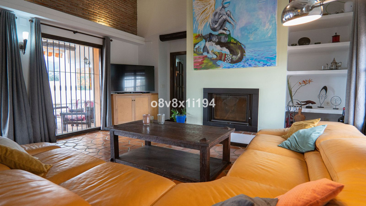 4 Bed Townhouse for sale in Alhaurín De La Torre Costa Del Sol, Málaga, Spain