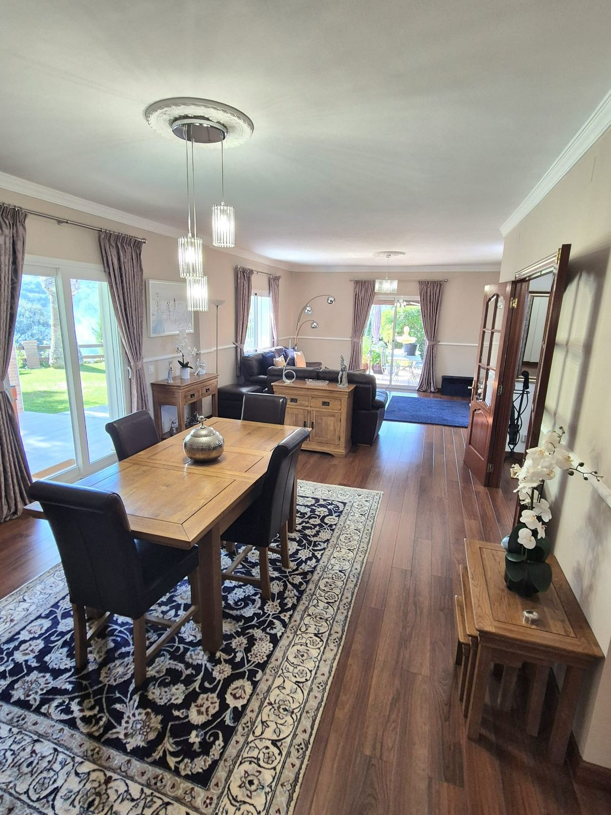 4 Bed Townhouse for sale in Coín Costa Del Sol, Málaga, Spain