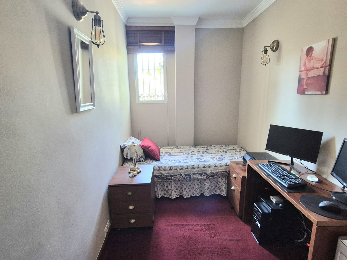 4 Bed Townhouse for sale in Coín Costa Del Sol, Málaga, Spain