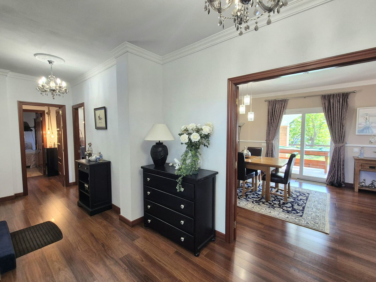 4 Bed Townhouse for sale in Coín Costa Del Sol, Málaga, Spain