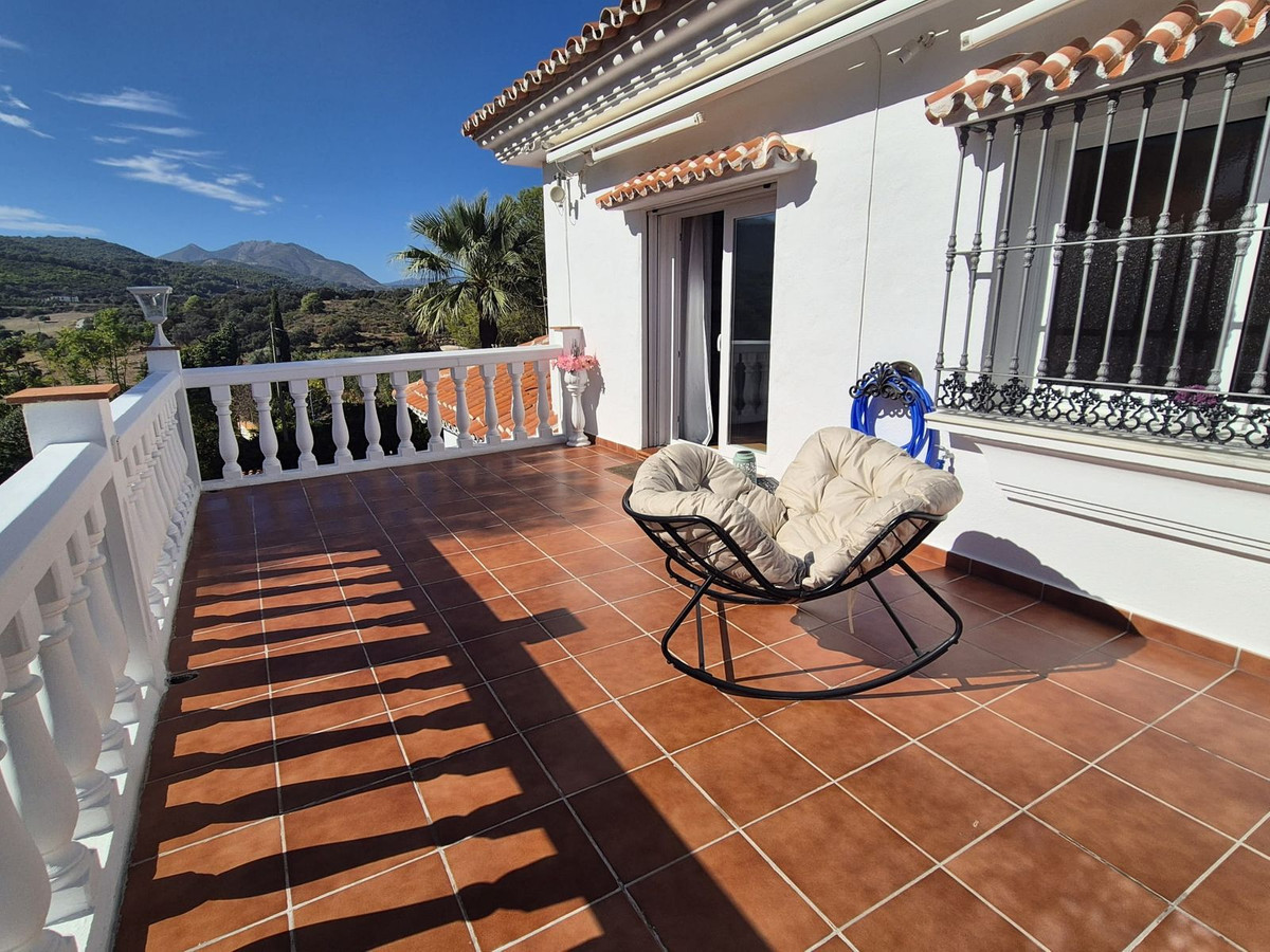 4 Bed Townhouse for sale in Coín Costa Del Sol, Málaga, Spain