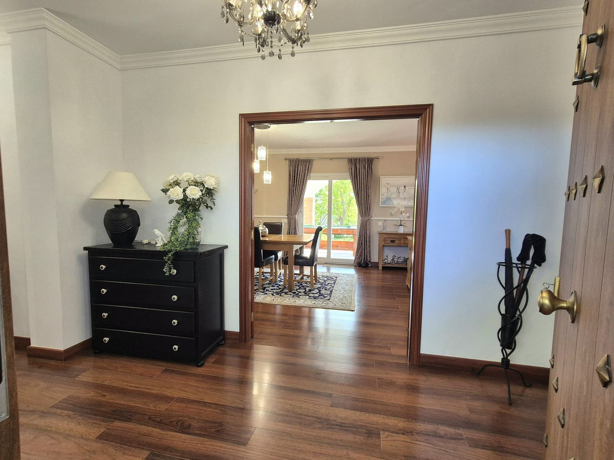 4 Bed Townhouse for sale in Coín Costa Del Sol, Málaga, Spain