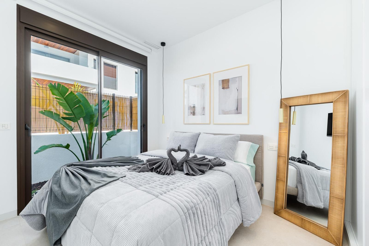 Se vende Villa - Chalet de 3 dormitorios en Costa Blanca, Alicante, España