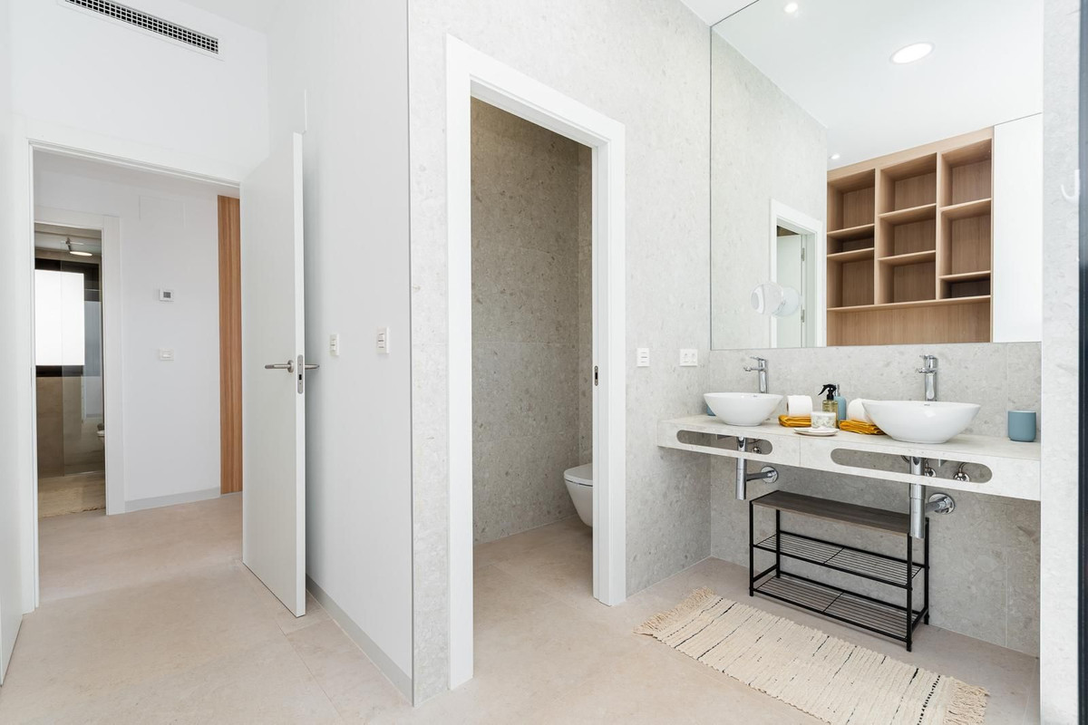 Se vende Villa - Chalet de 3 dormitorios en Costa Blanca, Alicante, España