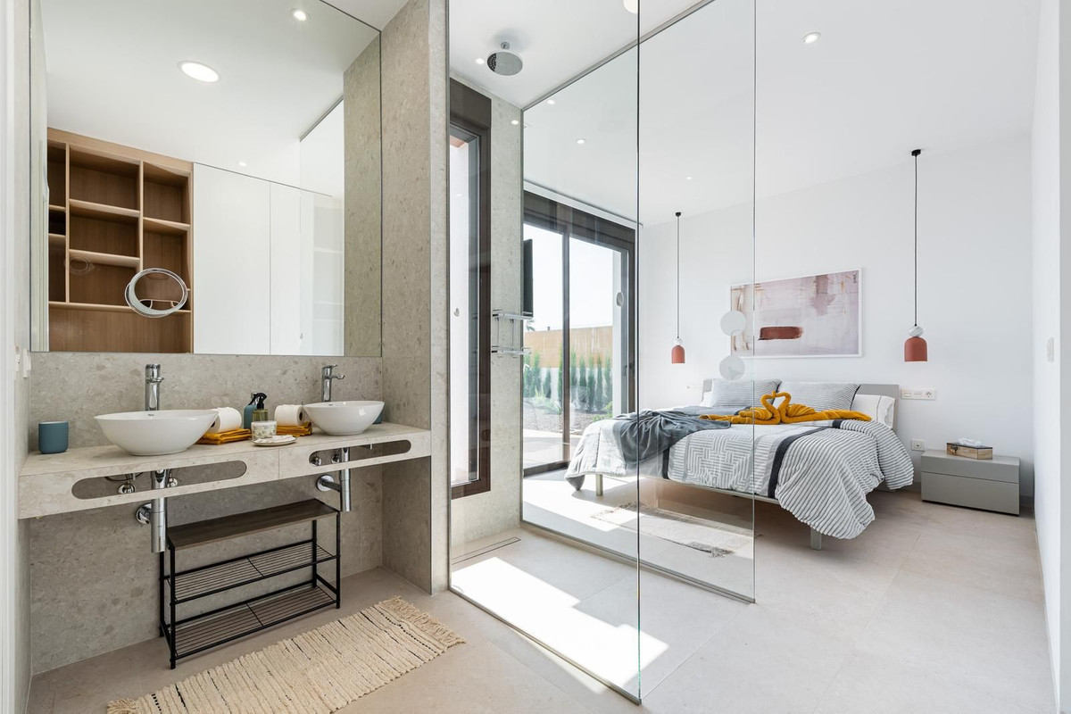 Se vende Villa - Chalet de 3 dormitorios en Costa Blanca, Alicante, España